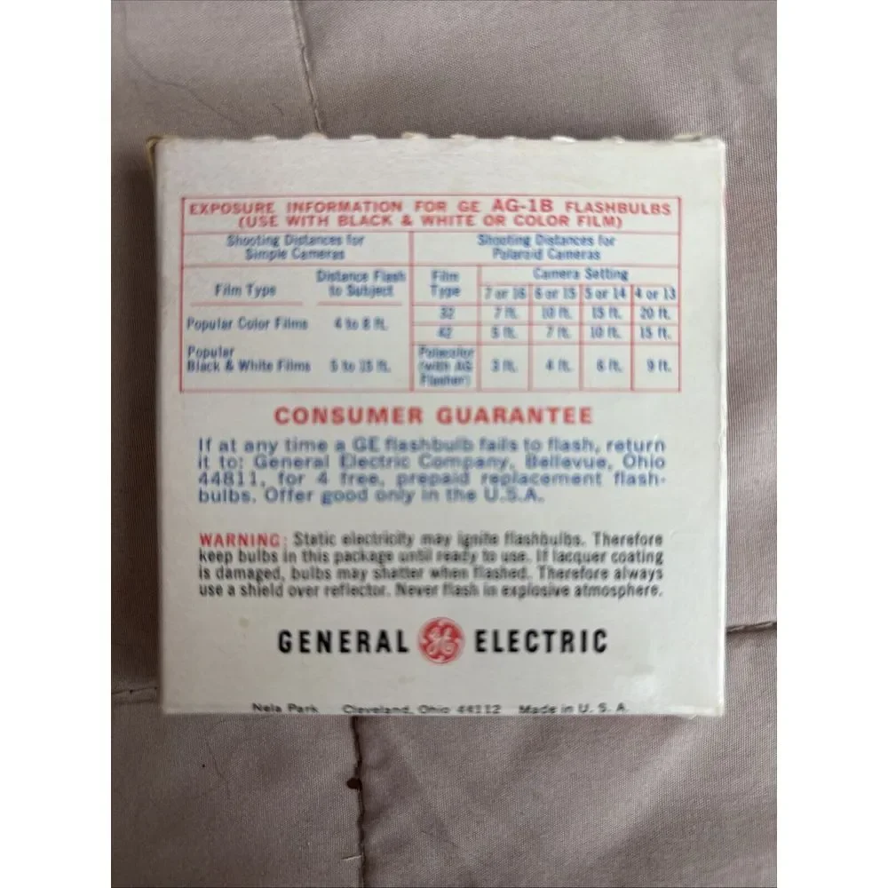 GE AG-1B Flashbulbs. 12 In Original Box‎ 2559